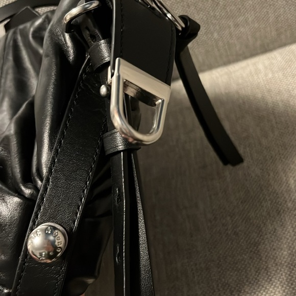 NWOT 

Rag & Bone black leather crossbody. Not worn. 10 by 7. Strap 19-22. - Picture 3 of 9